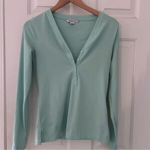 Athleta Light Green Long Sleeve Tee